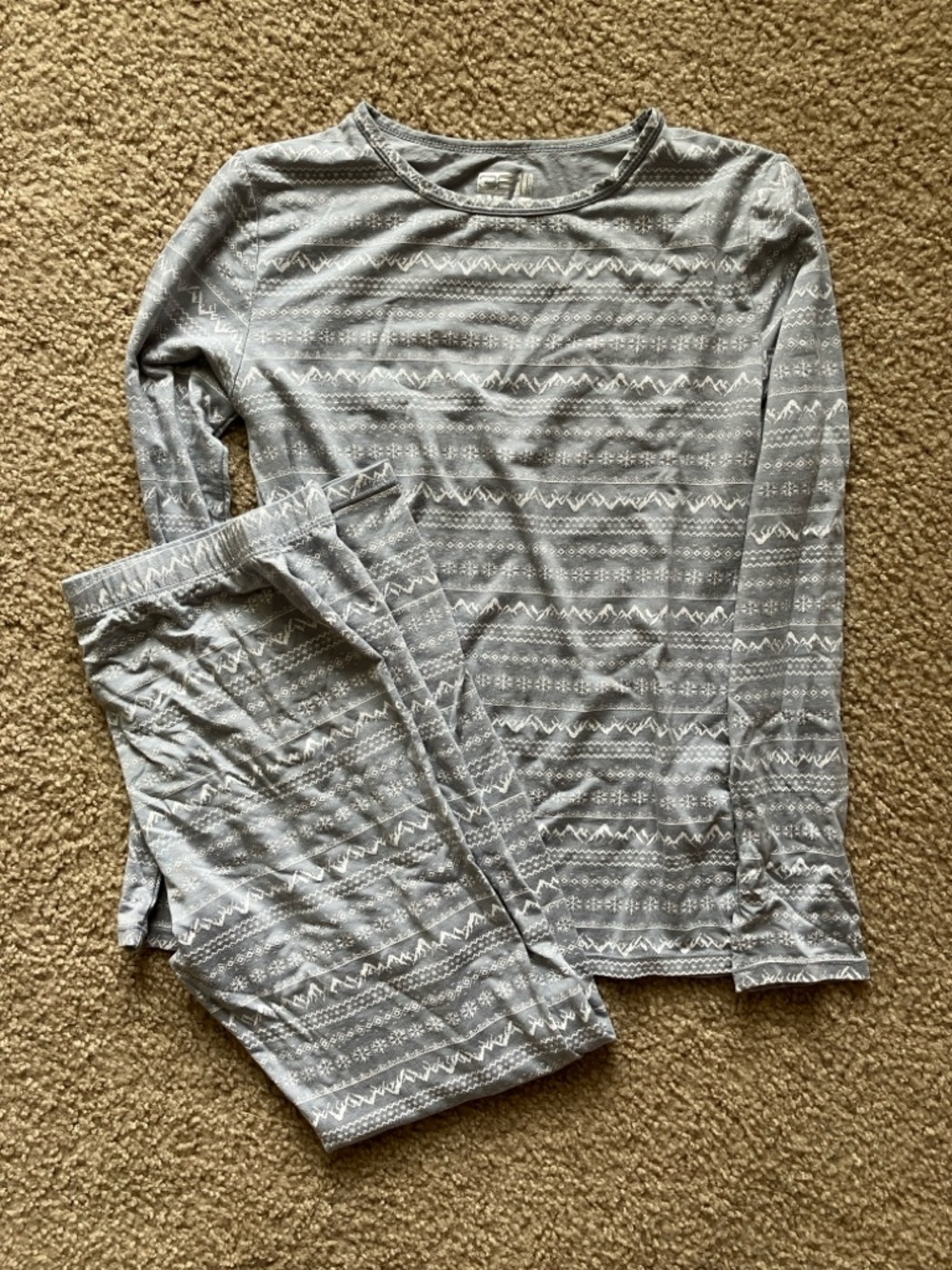 32 Degrees Kids Gray Patterned Long Underwear Set